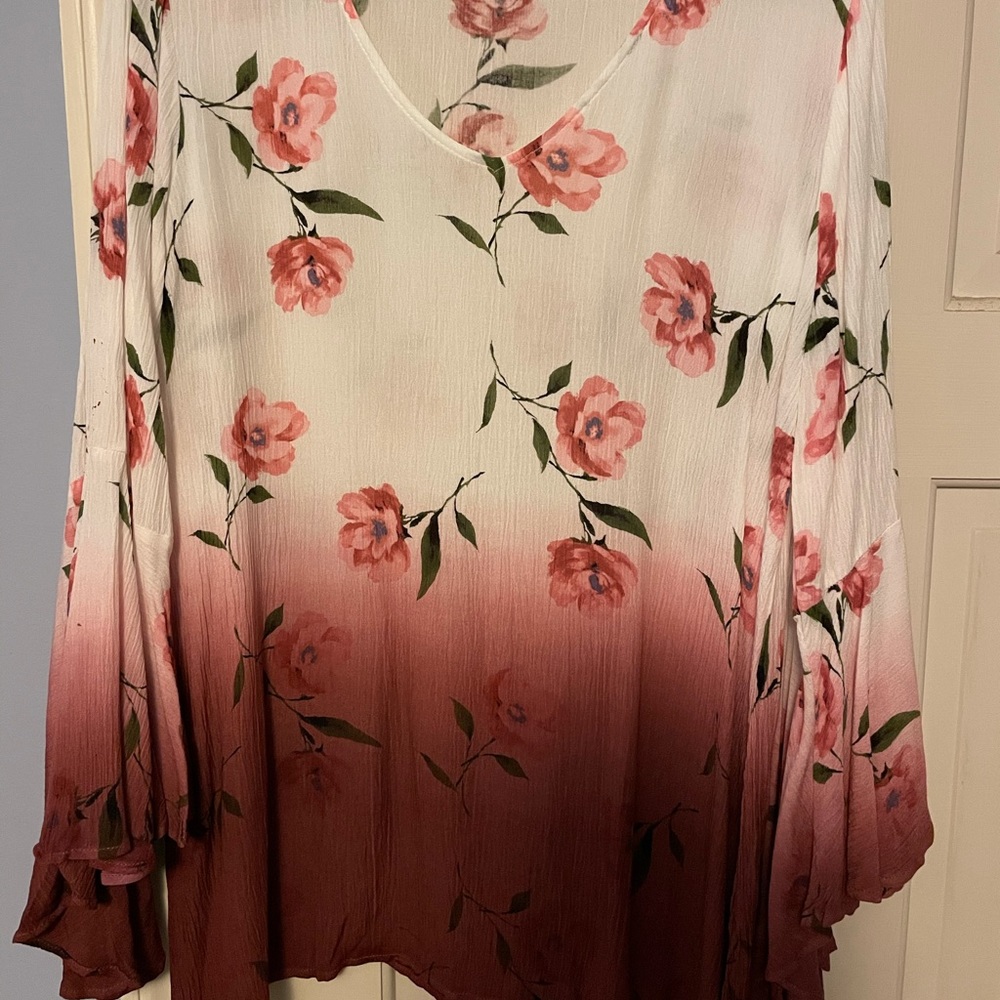 Mystree OmbrΓ© Blouse - Picture 2 of 6